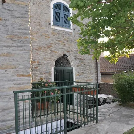Bijoux Hotel 3*
